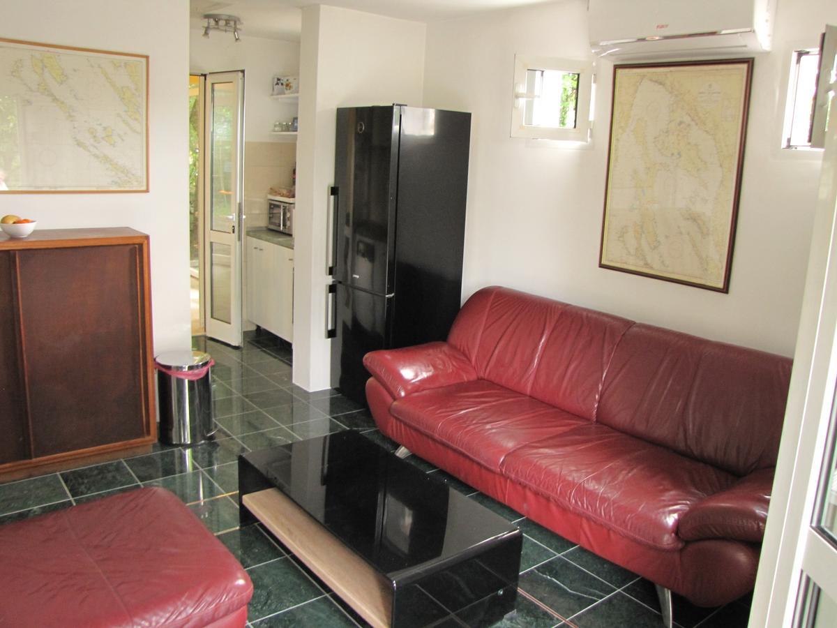 Holiday Home Momcilovic Malinska Buitenkant foto
